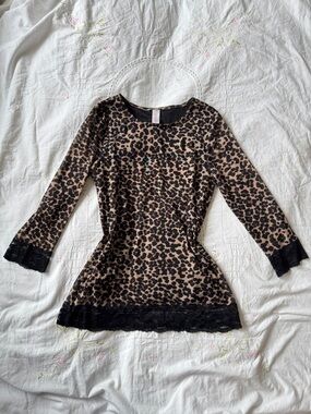 No Boundaries Y2K Leopard Print Lace Trim Mesh Top Size S